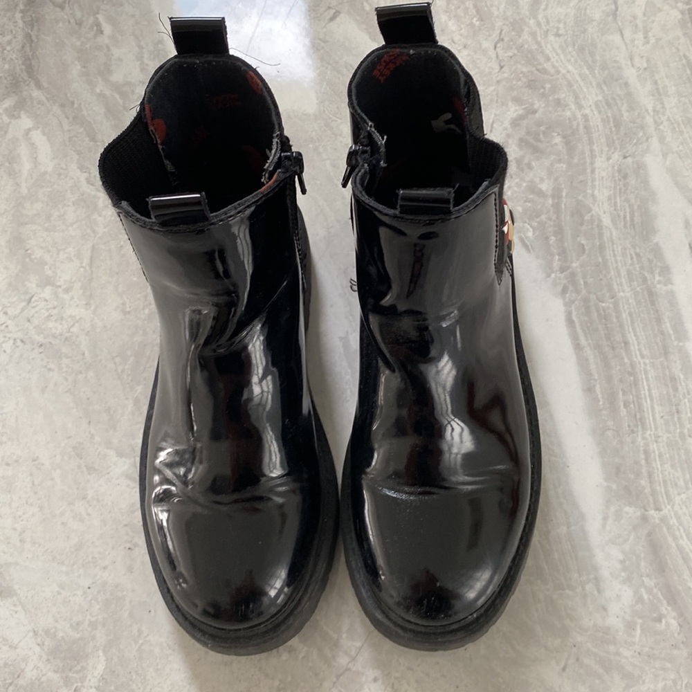 Zara Disney Mickey/Miney Chelsea boots - Picture 2 of 8